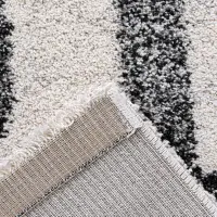 TEPIH HARI 6258, moderni crno bijeli tepih od 100% PP Heatset materijala s apstraktnim uzorkom, mekanom voluminoznom površinom i elegantnim izgledom za interijer.
