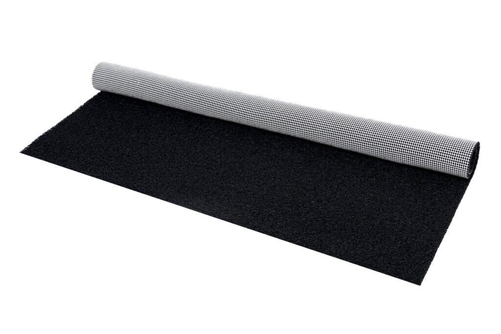Špageti Otirač na Metre BLACK širine 120 cm s crnom vodopropusnom površinom i protukliznom podlogom